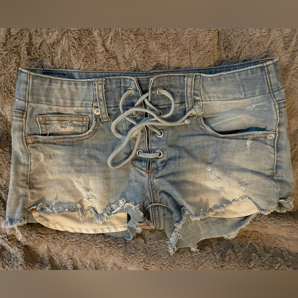 American Eagle Shortie - Distressed Tie Front